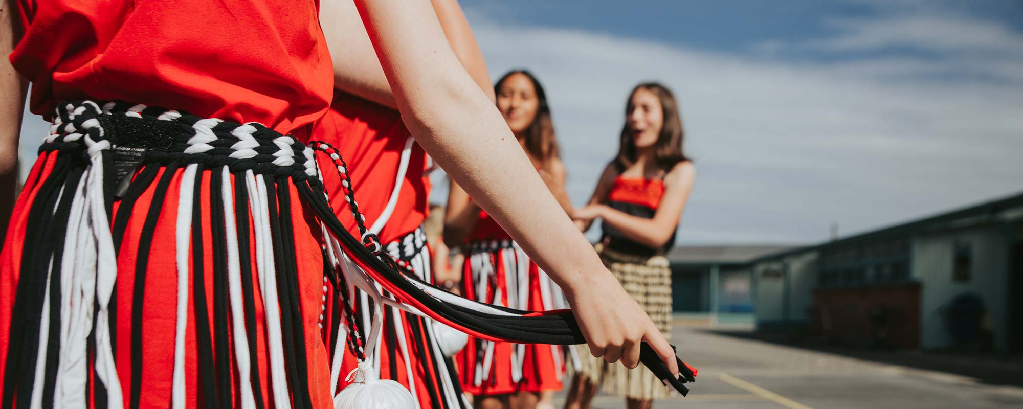 Paraparaumu-Beach-School-Students-ready-for-Maori-Cultural_Performance